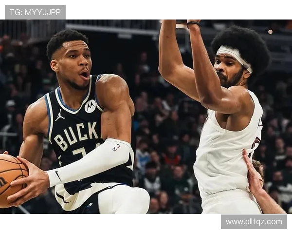 密尔沃基雄鹿新赛季阵容深度解析与夺冠前景全面展望 密尔沃基雄鹿新赛季阵容深度解析与夺冠前景全面展望