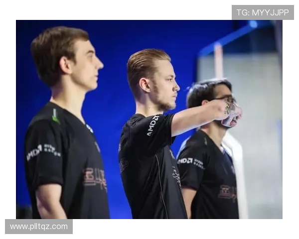 IG战术深度解析：CSGO比赛中的策略运用与团队协作探讨