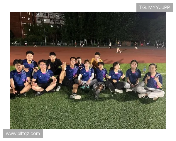 重庆飞盘队与深圳飞盘队的精彩对决分析与战术解读