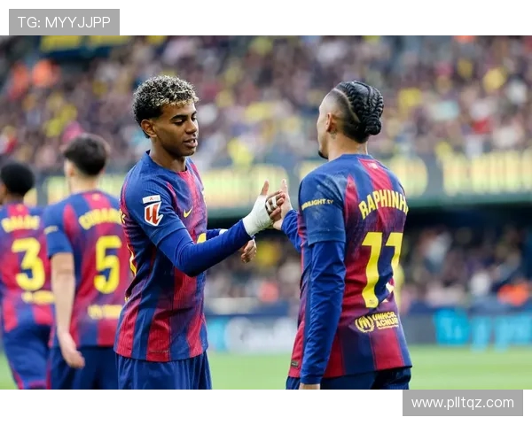 巴塞罗那与比利亚雷亚尔精彩对决回放全程回顾与分析